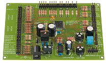 Platine an Platine: Diese Steuerung Baujahr 2007 soll an den Computer Baujahr 1987 angeschlossen werden.