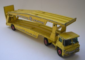 Matchbox K8B Guy Warrior Car Transporter (1967)