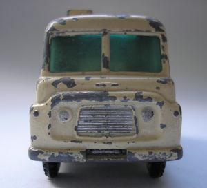 Matchbox No.62B Commer T.V. Service Van