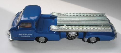 Conrad Mercedes Renntransporter / Racing Car Transporter (1954)